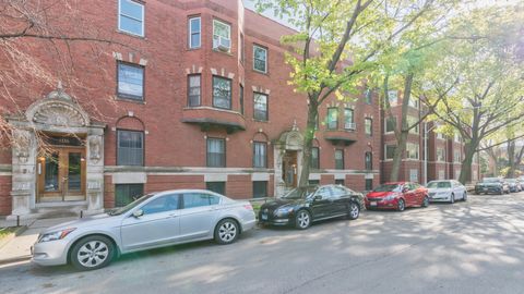 1327 E 52nd Street 302 Chicago IL 60615