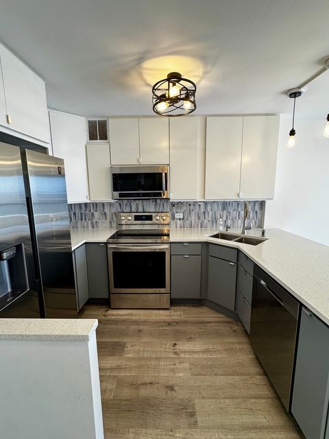 Tiny photo for 5415 N Sheridan Road #5414, Chicago, IL 60640 (MLS # 12490818)