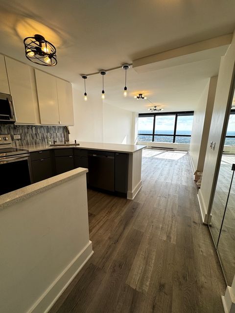 Tiny photo for 5415 N Sheridan Road #5414, Chicago, IL 60640 (MLS # 12490818)