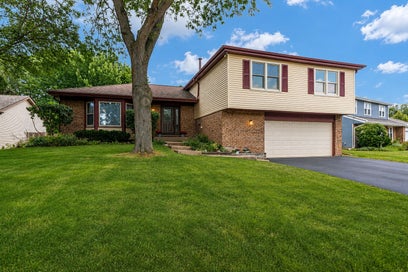 1434 Coral Reef Way Lake Zurich IL 60047
