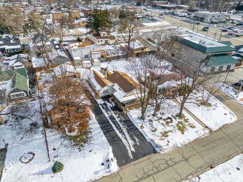 Tiny photo for 303 N Elmwood Avenue, Wood Dale, IL 60191 (MLS # 12529539)