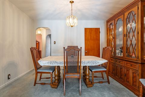 Tiny photo for 303 N Elmwood Avenue, Wood Dale, IL 60191 (MLS # 12529539)