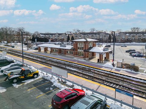 Tiny photo for 303 N Elmwood Avenue, Wood Dale, IL 60191 (MLS # 12529539)