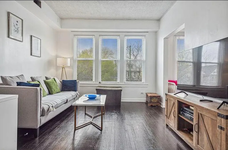 4833 N Ashland Avenue 2