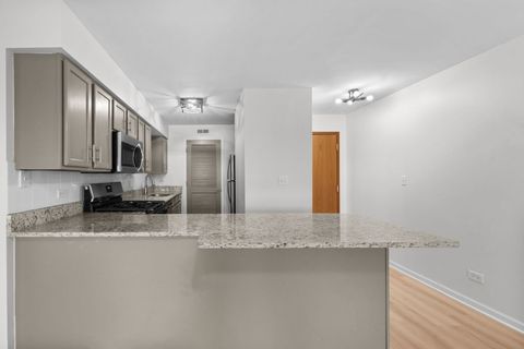 Tiny photo for 5840 W Lawrence Avenue #405, Chicago, IL 60630 (MLS # 12514051)
