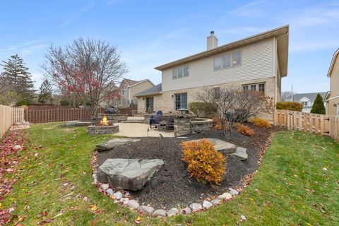 Tiny photo for 393 E 16th Place, Lombard, IL 60148 (MLS # 12520992)