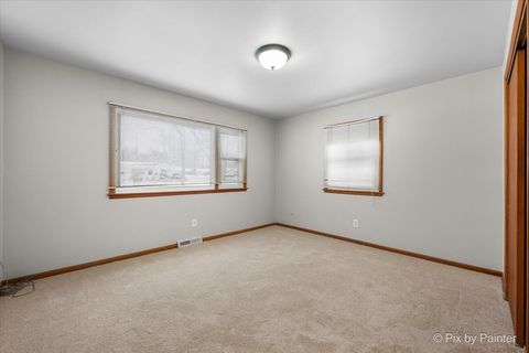 Tiny photo for 504 Princeton Drive, North Aurora, IL 60542 (MLS # 12540274)