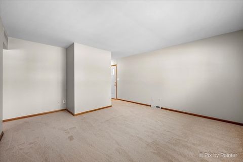 Tiny photo for 504 Princeton Drive, North Aurora, IL 60542 (MLS # 12540274)