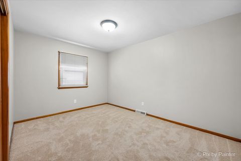 Tiny photo for 504 Princeton Drive, North Aurora, IL 60542 (MLS # 12540274)