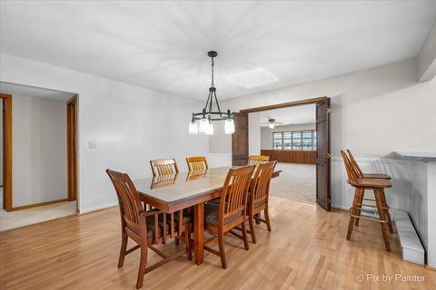 Tiny photo for 504 Princeton Drive, North Aurora, IL 60542 (MLS # 12540274)