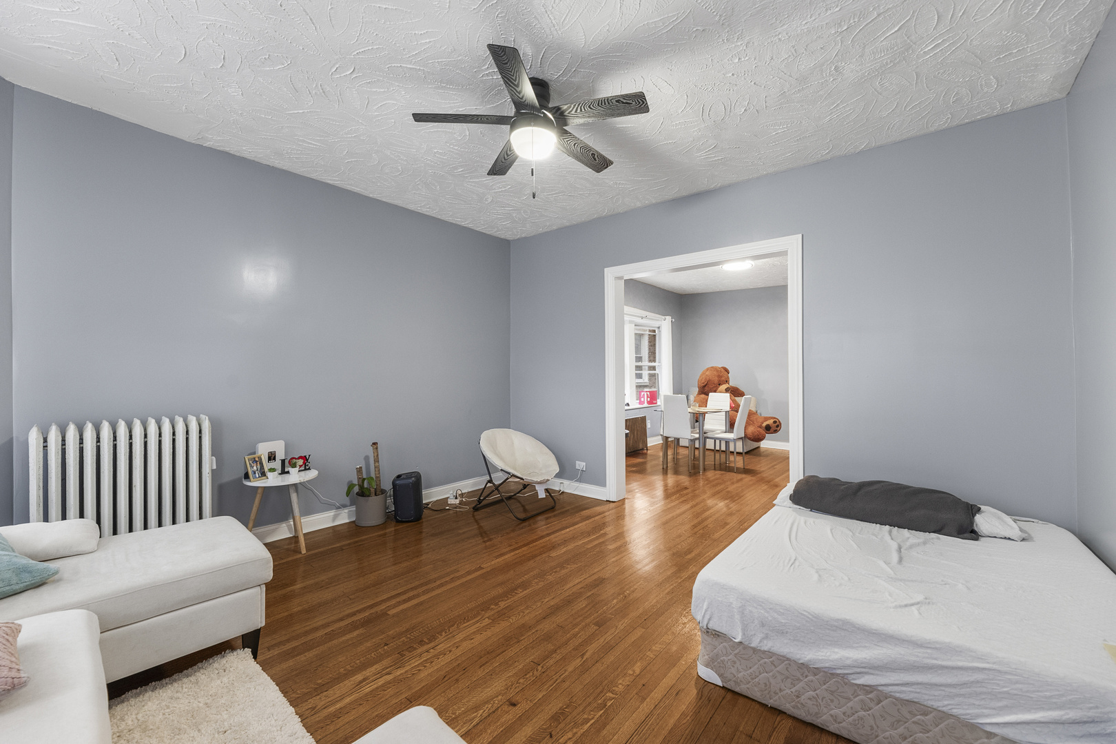 5037 W West End Avenue