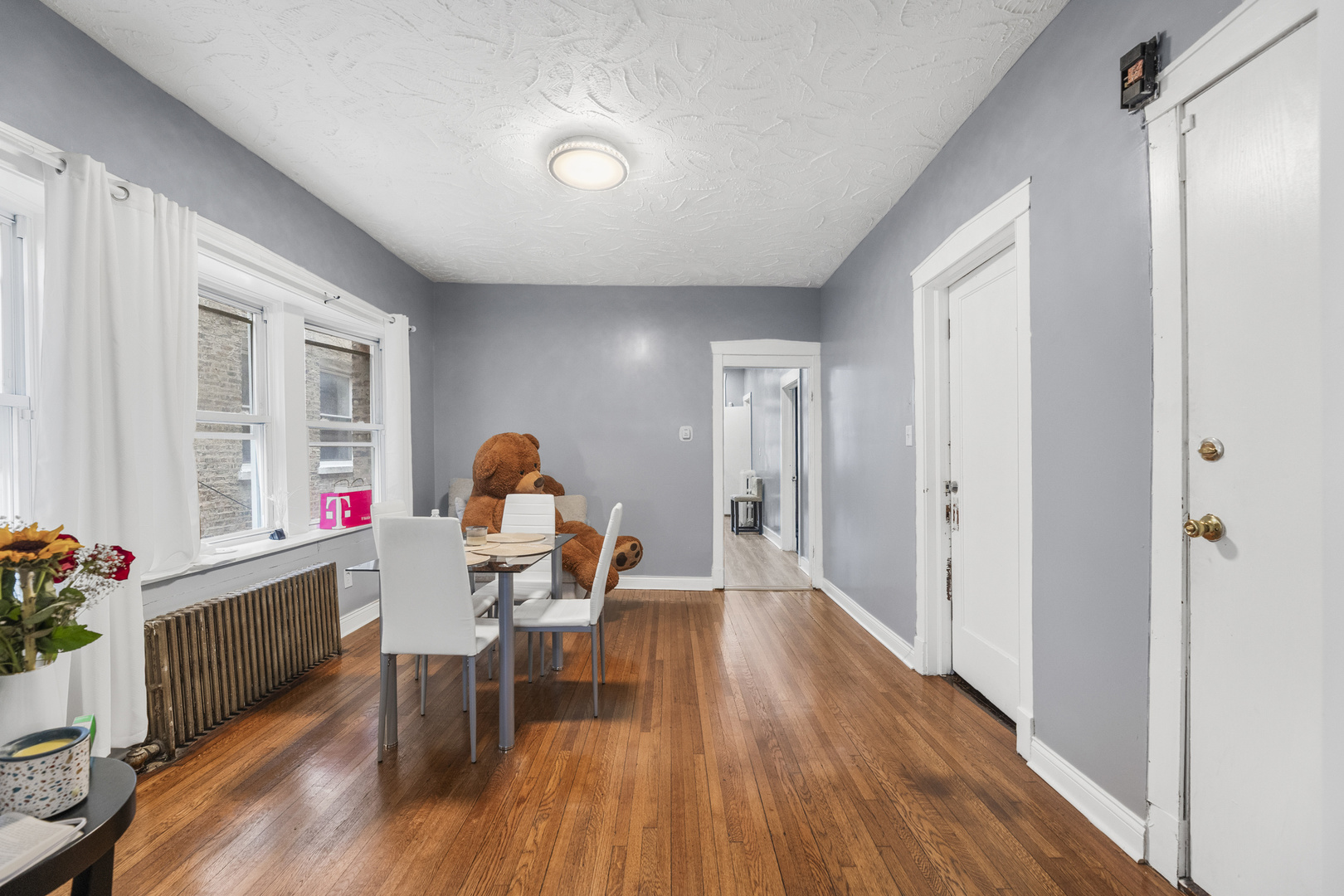 5037 W West End Avenue