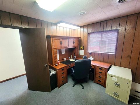 Tiny photo for 119 W 2ND Street, Flora, IL 62839 (MLS # EB459745)