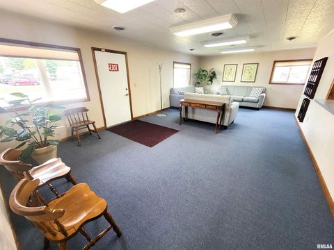 Tiny photo for 119 W 2ND Street, Flora, IL 62839 (MLS # EB459745)