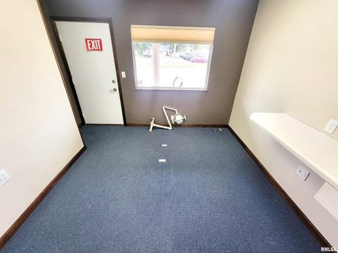 Tiny photo for 119 W 2ND Street, Flora, IL 62839 (MLS # EB459745)