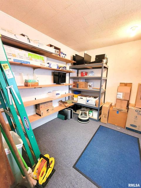 Tiny photo for 119 W 2ND Street, Flora, IL 62839 (MLS # EB459745)