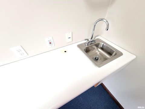 Tiny photo for 119 W 2ND Street, Flora, IL 62839 (MLS # EB459745)