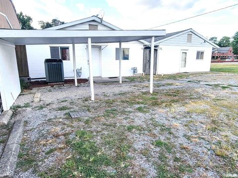 Tiny photo for 119 W 2ND Street, Flora, IL 62839 (MLS # EB459745)