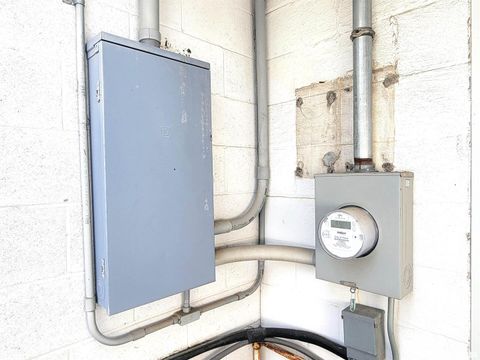 Tiny photo for 119 W 2ND Street, Flora, IL 62839 (MLS # EB459745)