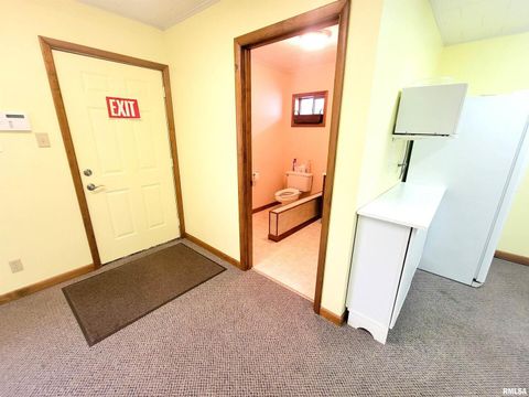 Tiny photo for 119 W 2ND Street, Flora, IL 62839 (MLS # EB459745)