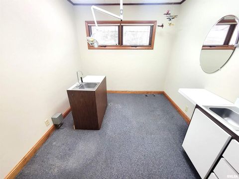 Tiny photo for 119 W 2ND Street, Flora, IL 62839 (MLS # EB459745)