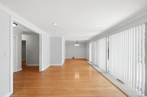 Tiny photo for 2117 Parkview Court, Wilmette, IL 60091 (MLS # 12720808)
