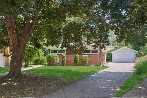 Tiny photo for 2117 Parkview Court, Wilmette, IL 60091 (MLS # 12720808)