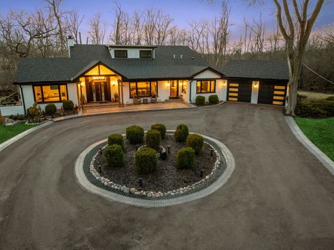 1490 Ridge Road Highland Park IL 60035