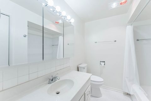 Tiny photo for 415 Wesley Avenue #24, Oak Park, IL 60302 (MLS # 12549513)
