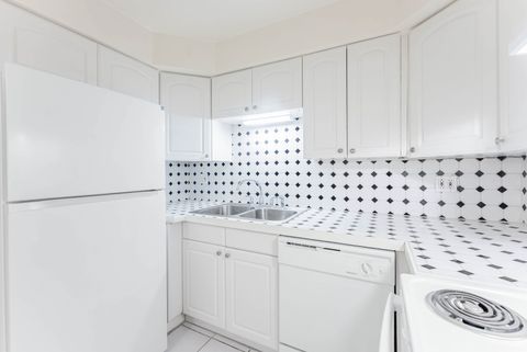 Tiny photo for 415 Wesley Avenue #24, Oak Park, IL 60302 (MLS # 12549513)