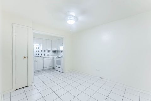 Tiny photo for 415 Wesley Avenue #24, Oak Park, IL 60302 (MLS # 12549513)