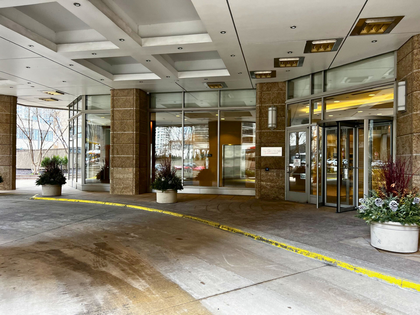 222 N Columbus Drive 3005