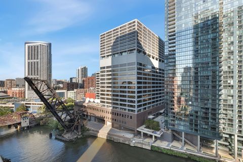 Tiny photo for 333 N Canal Street #1403, Chicago, IL 60606 (MLS # 12591017)