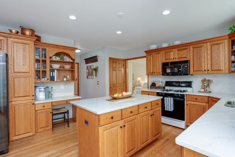 Tiny photo for 840 Hampton Course, West Chicago, IL 60185 (MLS # 12500930)