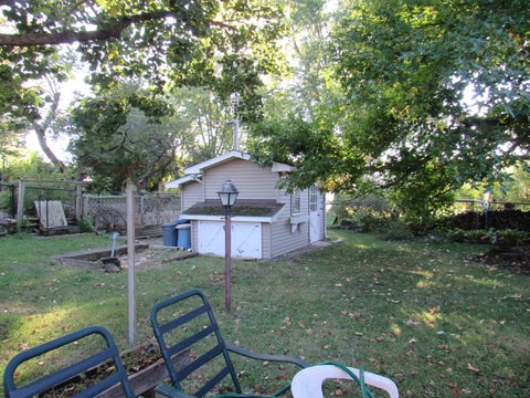 Tiny photo for 74 Hillcrest Drive, Clinton, IL 61727 (MLS # 12773601)