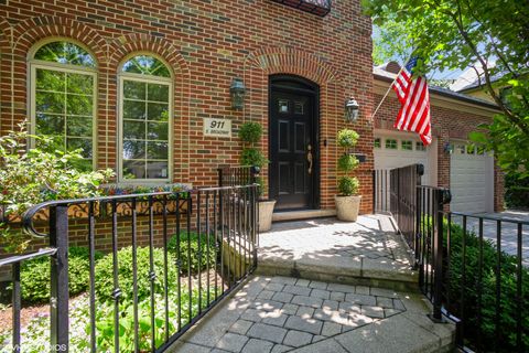 A home in Park Ridge