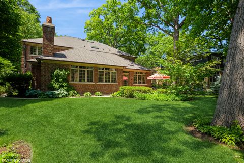 A home in Park Ridge