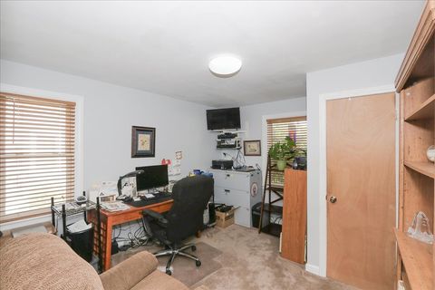 Tiny photo for 6 W Harding Road, Lombard, IL 60148 (MLS # 12477359)