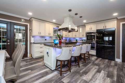 Tiny photo for 10 Matts Road, Fox Lake, IL 60020 (MLS # 12575194)