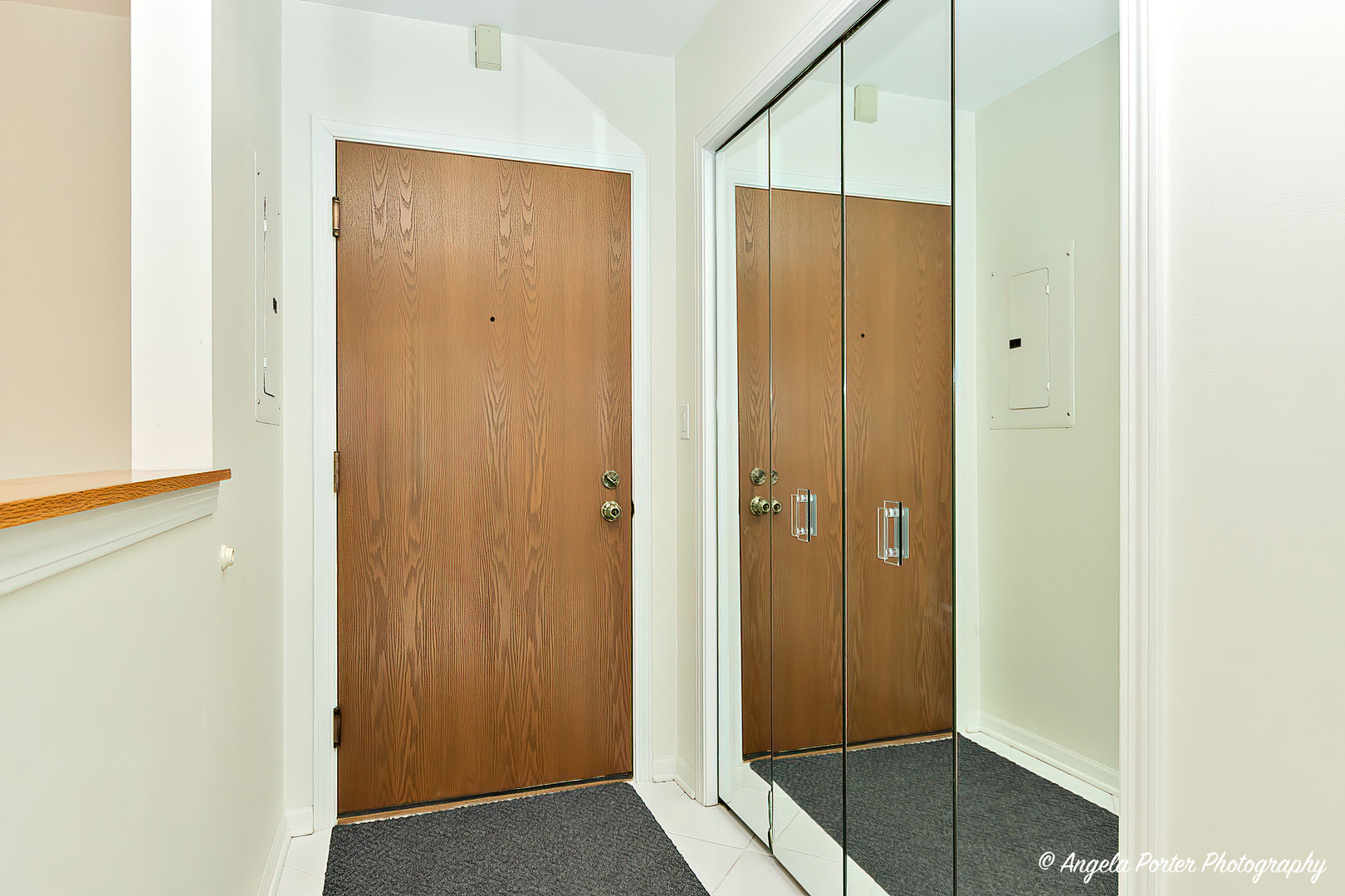 300 E Dundee Road 402