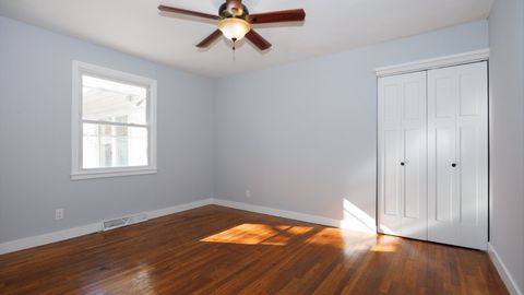 Tiny photo for 1811 E Lincoln Street, Bloomington, IL 61701 (MLS # 12515000)