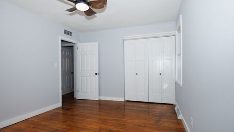 Tiny photo for 1811 E Lincoln Street, Bloomington, IL 61701 (MLS # 12515000)