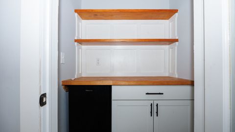 Tiny photo for 1811 E Lincoln Street, Bloomington, IL 61701 (MLS # 12515000)