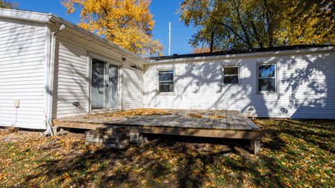 Tiny photo for 1811 E Lincoln Street, Bloomington, IL 61701 (MLS # 12515000)