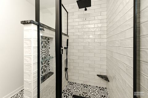 Tiny photo for 925 Lindenwood Drive, Aurora, IL 60506 (MLS # 12566513)