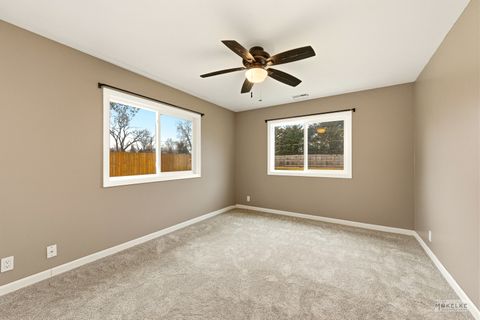 Tiny photo for 925 Lindenwood Drive, Aurora, IL 60506 (MLS # 12566513)