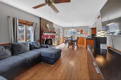 Tiny photo for 6606 Silver Lake Road, Cary, IL 60013 (MLS # 12529186)