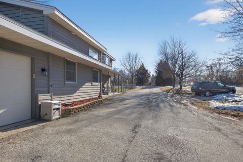 Tiny photo for 6606 Silver Lake Road, Cary, IL 60013 (MLS # 12529186)