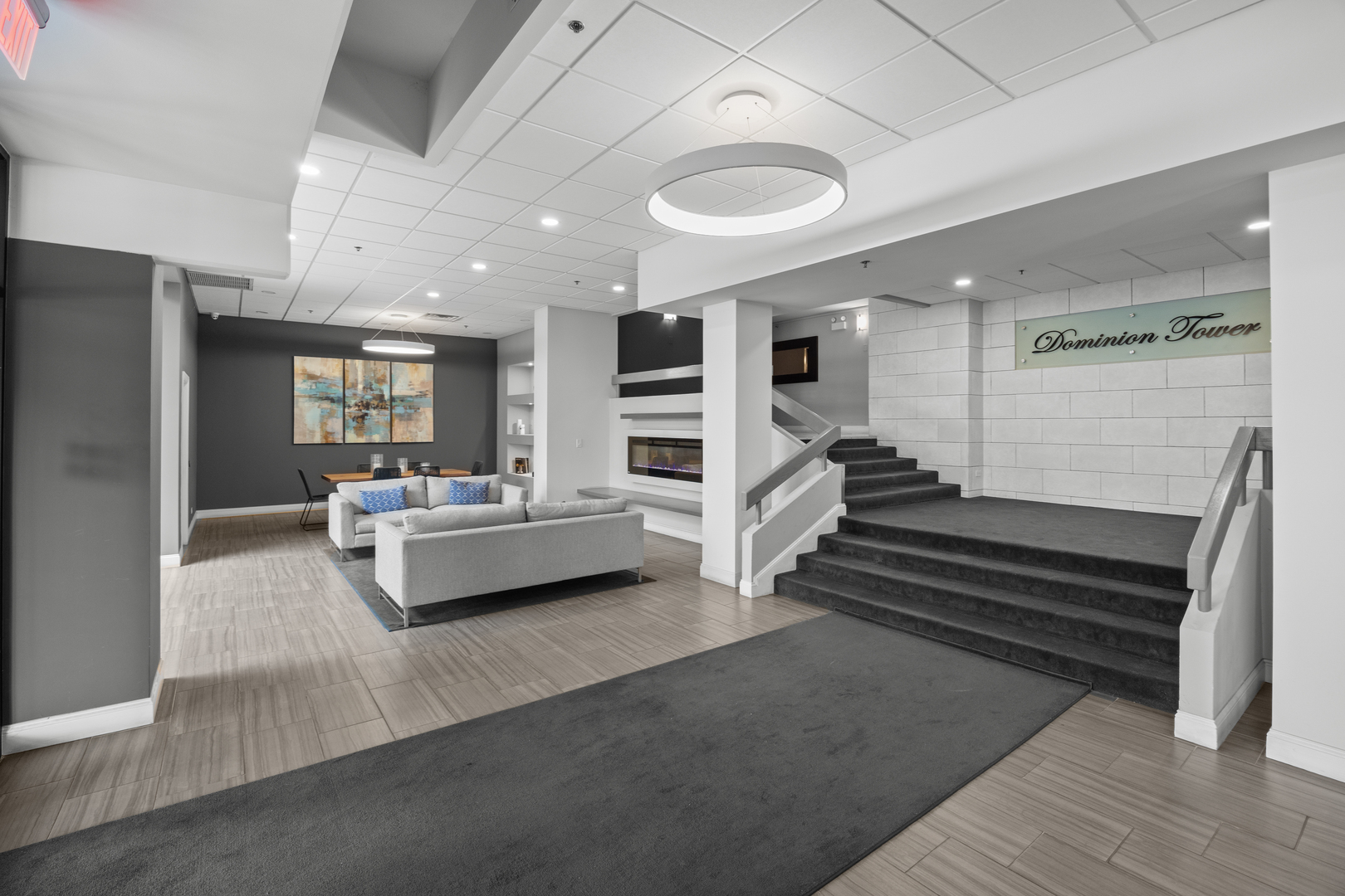 465 W Dominion Drive 1208
