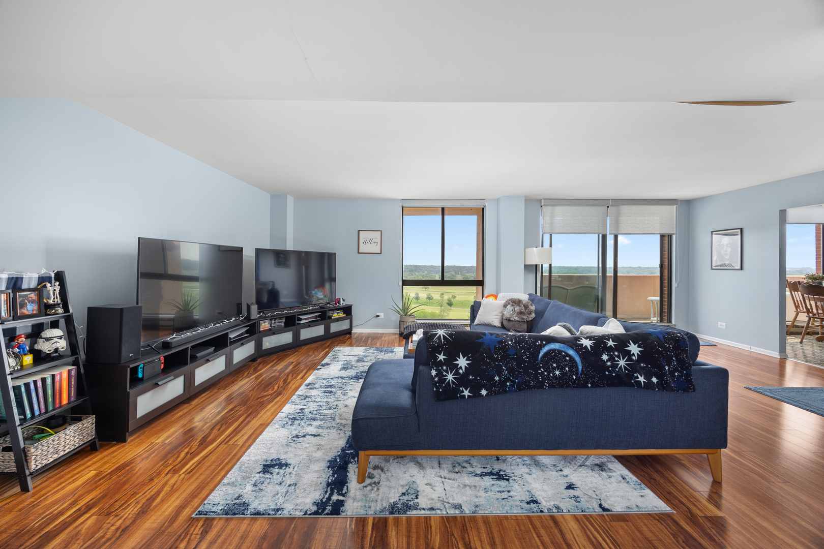 465 W Dominion Drive 1208